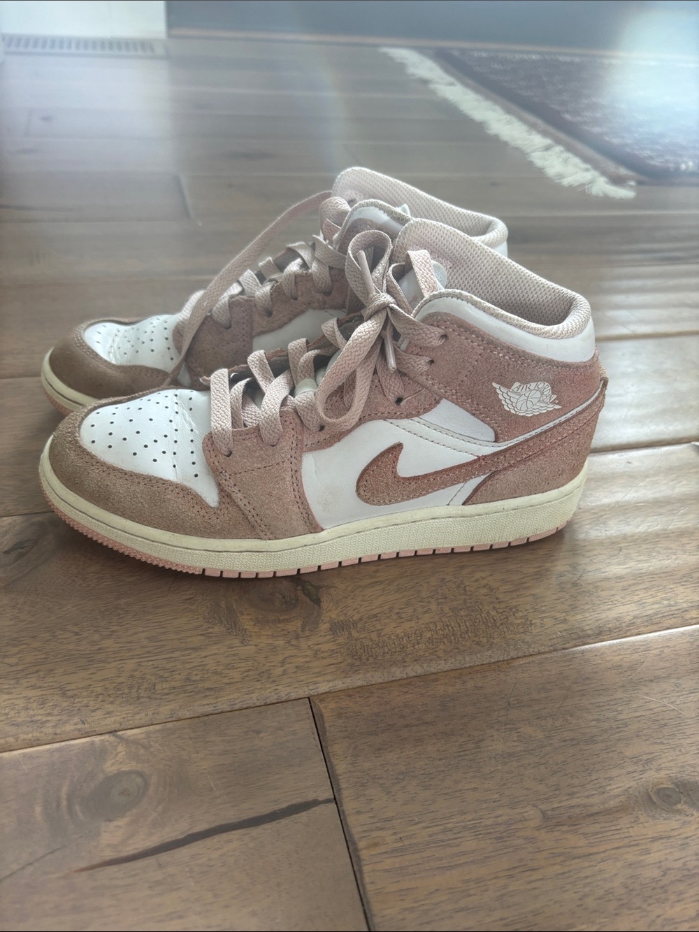 Nike Youth air Jordan’s Mid-Top Sneakers in Dusty Pink and White